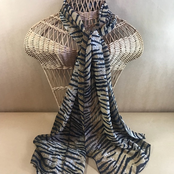 Beautiful Vintage Tiger Animal Print Large Scarf - Picture 5 of 8